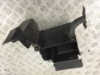 HONDA VT750 SHADOW PHANTOM 电池盒 2014 年(库存 761) — 第 1/2 张图片