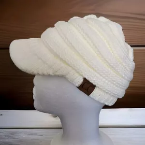 Womens Knit Bakerboy Hat White C C - Picture 1 of 6