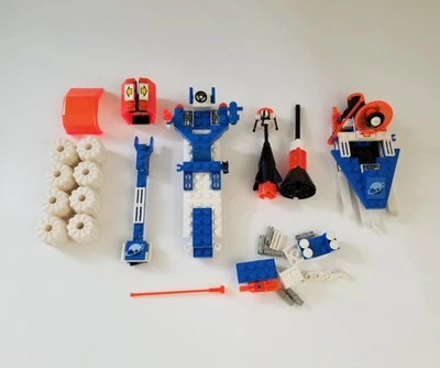 Lego "Ice Planet 2002" Ice-Sat V 6898 & Celestial Sled 6834 - Incomplete - Image 1 of 4