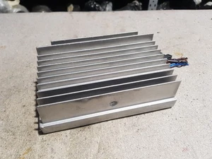 Amplificatore audio bmw serie 7 f01 730d 2010 9233728 - Foto 1 di 3