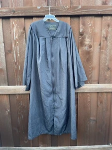 Oak Hall Unisex Black Graduation Gown Size 5' 9" to 5" 11" No Cap, Gown Only - Picture 1 of 3