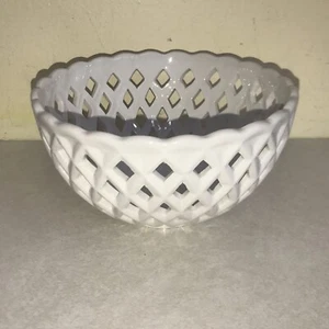 Bath & Body Works White Open Basketweave Woven Ceramic Bowl 6" Diameter BOWL - Picture 1 of 4