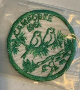 BSA Vtg 1961 CAMPOREE Boy Scouts Twill Patch - 2 Birds On A Branch green (used) - Picture 1 of 1