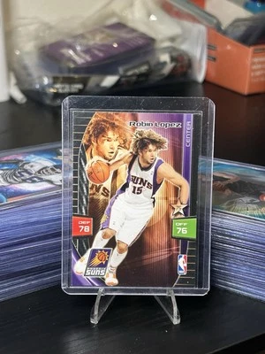 2009-10 Adrenalyn XL NNO Robin Lopez - Image 1 of 2