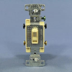 Interruptor de luz de pared Hubbell marfil con marco de 4 vías residencial 15A 120V RS415I - Imagen 1 de 5