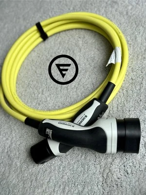 Genuine VW 11kW Type 2 EV Hybrid Charging Cable WARRANTY e-Golf Passat GTE e-UP - Image 1 of 4