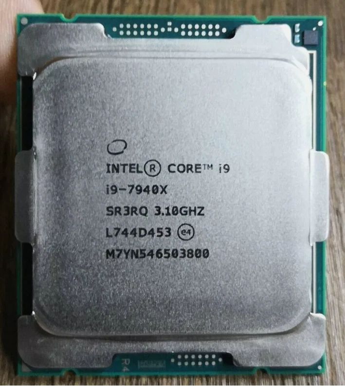 Intel Core i9-7940X LGA2066 3.10GHz 14C/28T 19.25MB 165W  CPU Processor - Image 1 of 1