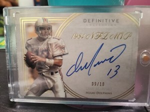 2015 Topps Definitive DAN MARINO Auto On-Card Blue Ink 9/10 DOLPHINS HOF