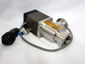 VAT 26428-KE22-BDI1/0001 Vaccum Angle Valve,Used,Switzerland_96285 - Picture 1 of 8