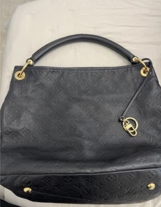 Authentic Louis Vuitton Black Monogram Empreinte Artsy MM - Picture 1 of 16