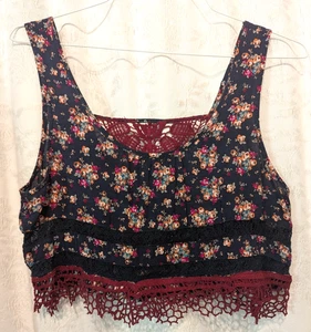 Upcycled Floral Lace Cropped Tank Top Size L Wear under Overalls Hippie Boho FUN - Picture 1 of 4