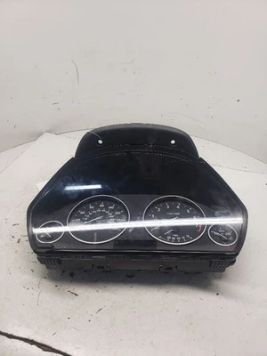 Base velocímetro MPH sin pantalla frontal compatible con BMW 320i 1300370 13-18 Foto 1 de 4