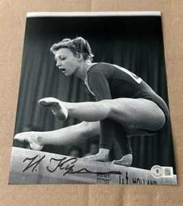 NATALIA KUCHINSKAYA SIGNED OLYMPICS GYMNASTICS 8X10 PHOTO BECKETT CERTIFIED #3 - Picture 1 of 1