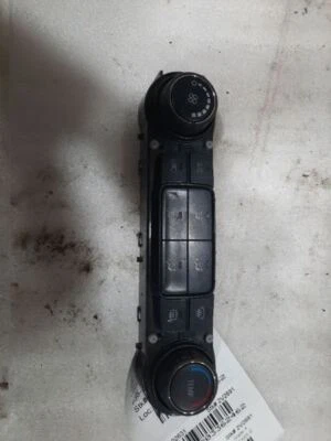 Temperature/Heater/Ac A/C Control 2015 Silverado Truck/Pickup 1500 Sku#3362462 - Image 1 of 4