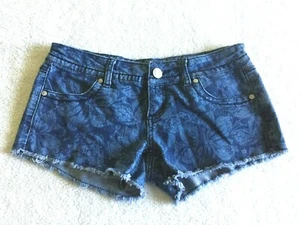 Blue Denim Shorts 21 Women's Flower Pattern Size 5/6 - Picture 1 of 7