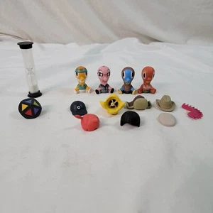 WOW Cranium 2007 Board Game 14 Movers Tokens Hats Wigs Replacement Parts - Picture 1 of 6