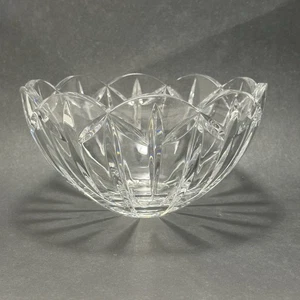 Reed & Barton Equinox Crystal Round Clear Glass Bowl Czech Republic 4x8 - Picture 1 of 10