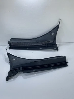 2016 2017 2018 2019 CHEVROLET VOLT WINDSHIELD COWL VENT TRIMS 23404976 23404975 - Image 1 of 4