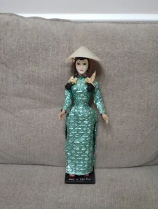 "Muñeca colgante Chanh Vietnam recuerdo verde 16"" de colección"  - Imagen 1 de 14