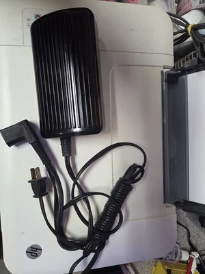 Vintage SINGER CR309-B Sewing Machine Foot Pedal Motor Speed 979314-031 3 Prong - Image 1 of 4