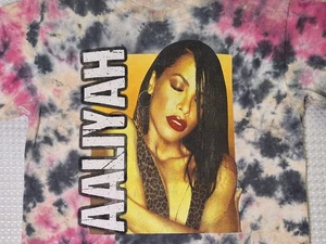 Camiseta Aaliyah Pop Music Rosa Gris Blanco Tie Dye Algodón Talla S - Imagen 1 de 7