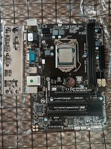 GIGABYTE GA-H81M-S2PV SOCKET 1150 USB 3.0 DDR3 MAINBOARD PLACA BASE + i3 4160 - Imagen 1 de 3