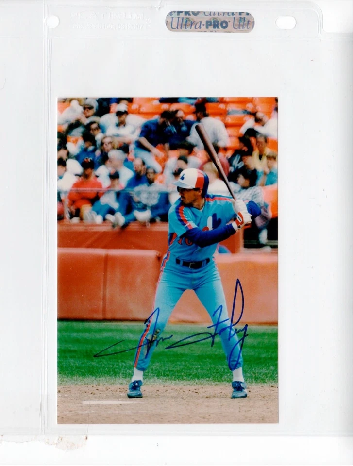 PHOTOGRAPH AUTOGRAPHED - Tom Foley Montreal Expos 5x7 Photo No COA Baseball - Image 1 of 1