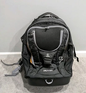 Kurgo G-Train Dog Carrier Backpack Black K-9 Pack Size Small Holds Up To 25 Lbs - Picture 1 of 12