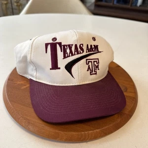 Sombrero de colección Texas A&M Aggies Spellout con letras granate - Imagen 1 de 9