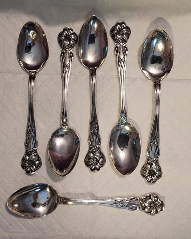 Watson Mechanics Sterling Art Nouveau Easterlily - 5 O'clock Spoon Cover