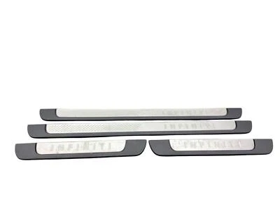 2022-2024 INFINITI QX60 OEM ALFÉIZAR DE PUERTA DELANTERA TRASERA PLACA DE DESGASTE PANELES 769B16SA0A Foto 1 de 4