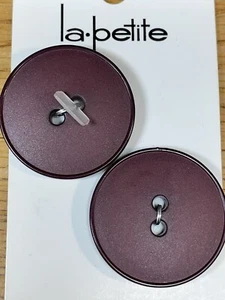 la petite Round Raspberry Red 2-Hole Flat Buttons #343 ~ 1-1/4" (32mm) | 2 Pack - Picture 1 of 3
