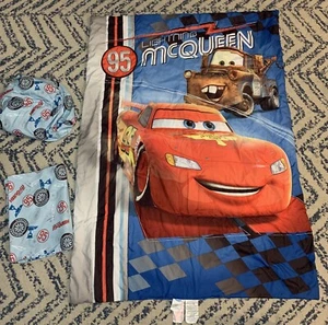 Disney Pixar CARS Lightning McQueen Toddler  Comforter Blanket ,3 Total Pieces - Picture 1 of 6