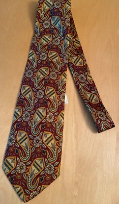 NUEVO CON ETIQUETAS CORBATA VALENTINO FLORAL ROJO PAISLEY HOMBRE CORBATA DE SEDA HECHA EN ITALIA Foto 1 de 2