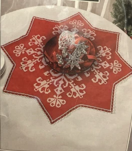 Vtg Rare Nob Hill Linens Scandinavian Christmas Table Topper Cross St Kit#20-240 - Picture 1 of 3