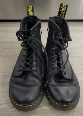 Bota de Combate Dr Martens Niños Talla 1 Airwalk Cuero con Cordones Foto 1 de 4