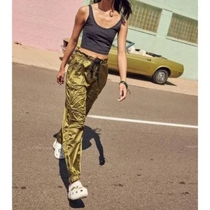Pantalones de chándal Free People Back to the Future para mujer talla mediana nuevos sin etiquetas verde oliva - Imagen 1 de 13