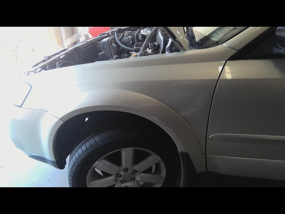 Used Front Left Fender fits: 2006 Subaru Legacy Outback Front Left Grade A Foto 1 de 4