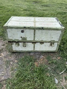 Antique Steamer Trunk Wardrobe Trunk With Drawers Luggage Suitcase Rare - Picture 1 of 8