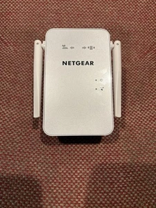 NETGEAR AC1200 Wi-Fi Range Extender (EX6150v2) z portem Ethernet - Zdjęcie 1 z 4