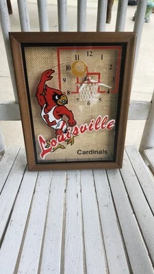 Vintage 1980s Southern Time Service Louisville Cardinals Clock Great Condition   - Image 1 of 4