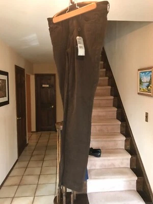 NWT Women's Guess 1981 Brittney Skinny Jeans size 30 Clay Grey ($128 retail) - Image 1 of 4