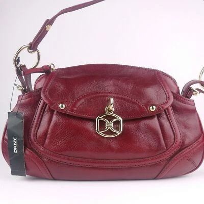 Bolso de mano Donna Karan de cuero rojo. Foto 1 de 4