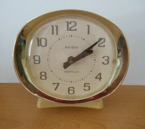 WESTCLOX USA Big Ben Cream w/Gold Front For Repair or Parts Cover