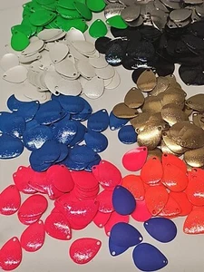 ~50 Walleye Spinner Colorado Blades - Assorted Color Size 2.6cm X 1.9cm - Picture 1 of 8