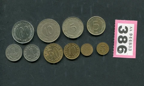 Lot of  10   coins of    Yugoslavia Cover