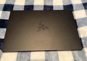 Razer Blade Stealth 13 4k Touch NVIDIA Ge-force Mx150 (RZ09-02812E52) - Picture 1 of 4