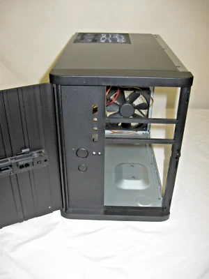 SilverStone Small Form Factor NAS Computer Case DC server NAS solar. 6v-30v ITX - Image 1 of 4