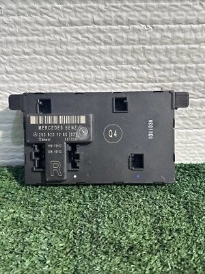 01-07 梅赛德斯 W203 C230 C320 右前乘客门控制模块单元 原始设备制造商 — 第 1/3 张图片