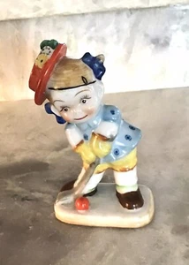 Kleines Golfermädchen - Bild 1 von 3